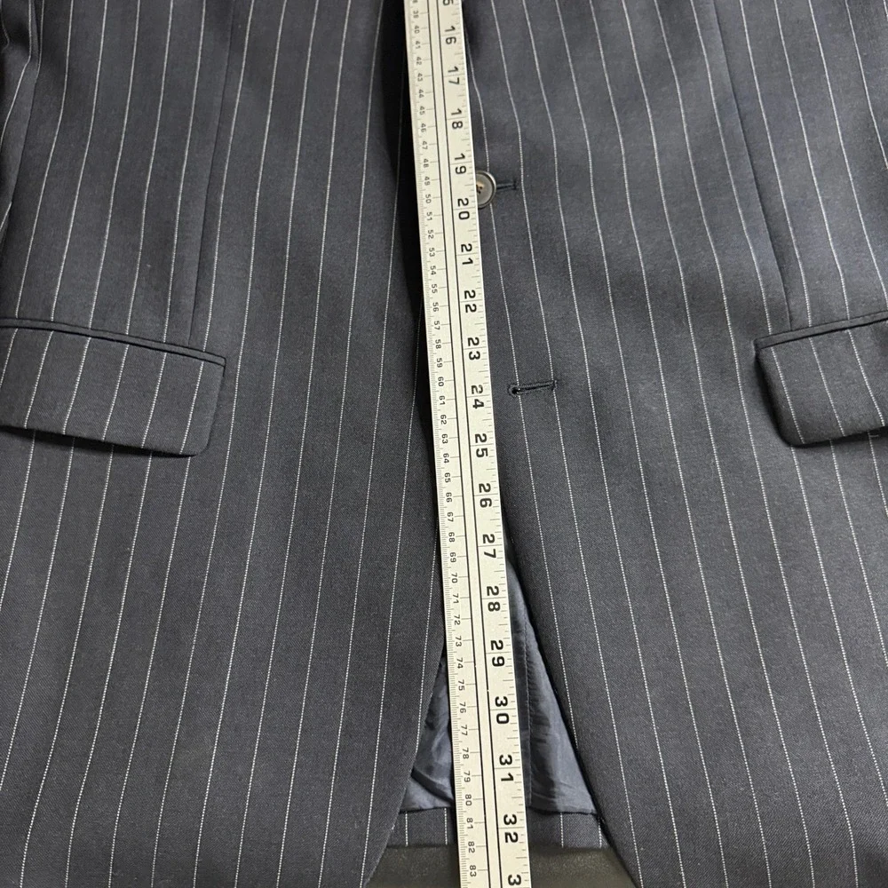Façonnable Men's 100% Wool (56 EU)‎ 44L 32W Pinstripe Two-Piece Suit Classic Fit